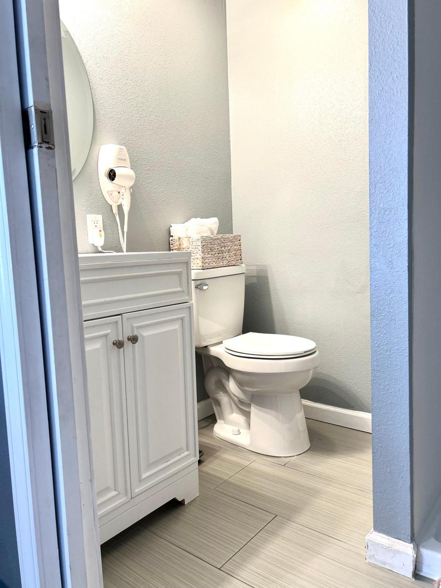 Spacious Studio With Private Entry Moreno Valley Exterior foto